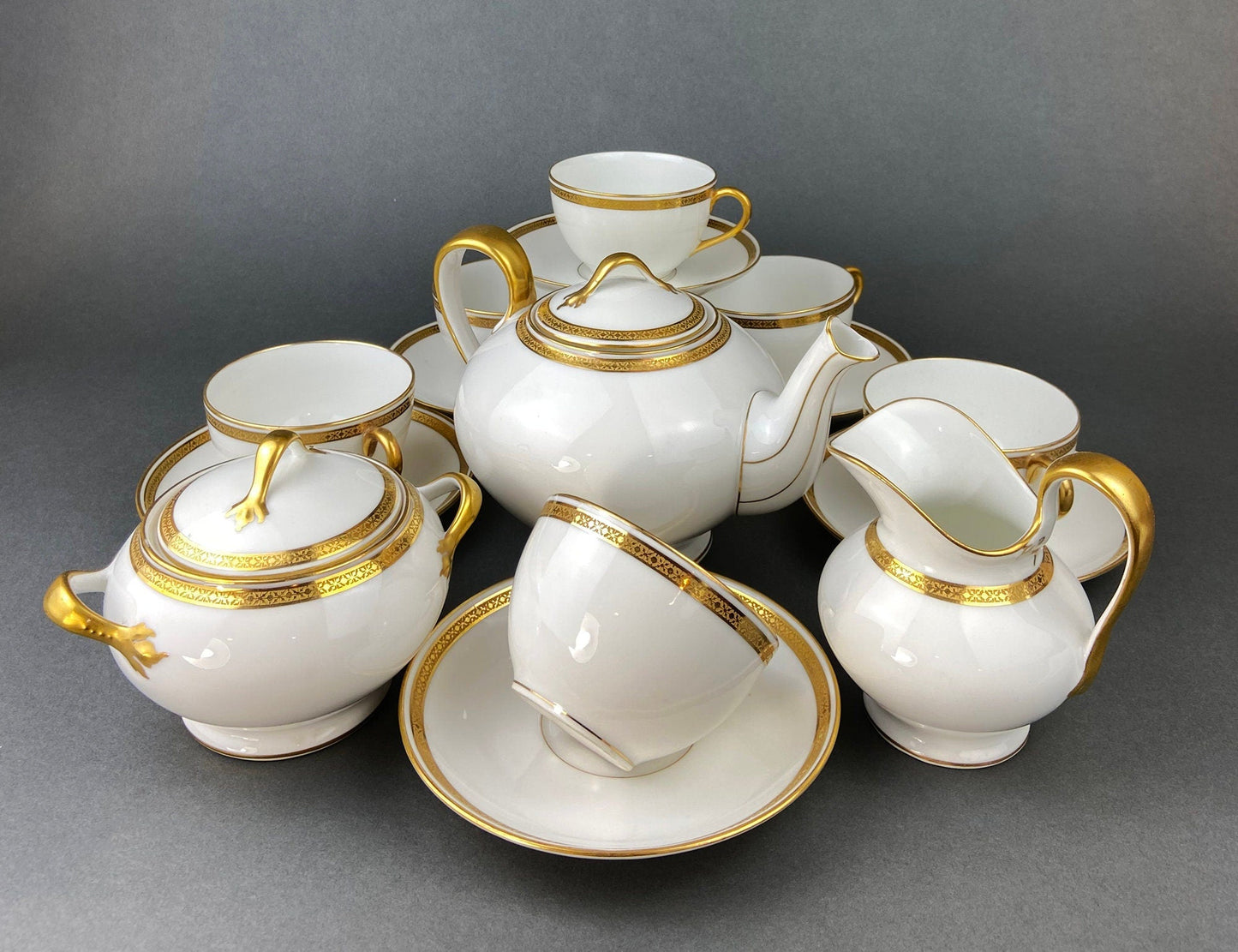 Antique Wedgewood Tea Cup and Saucer: Florentine Gold Dragons
