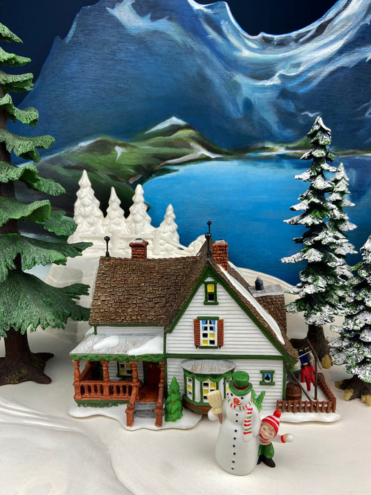 Christmas Village Accessories by Department 56.  Illuminated Harper's Farmhouse. New England Village Series.