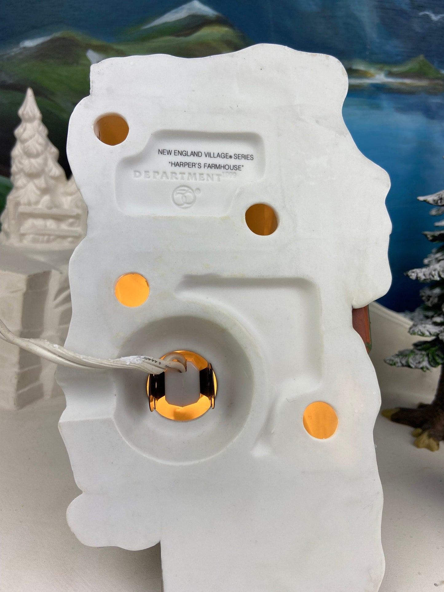 Christmas Village Accessories by Department 56.  Illuminated Harper's Farmhouse. New England Village Series.