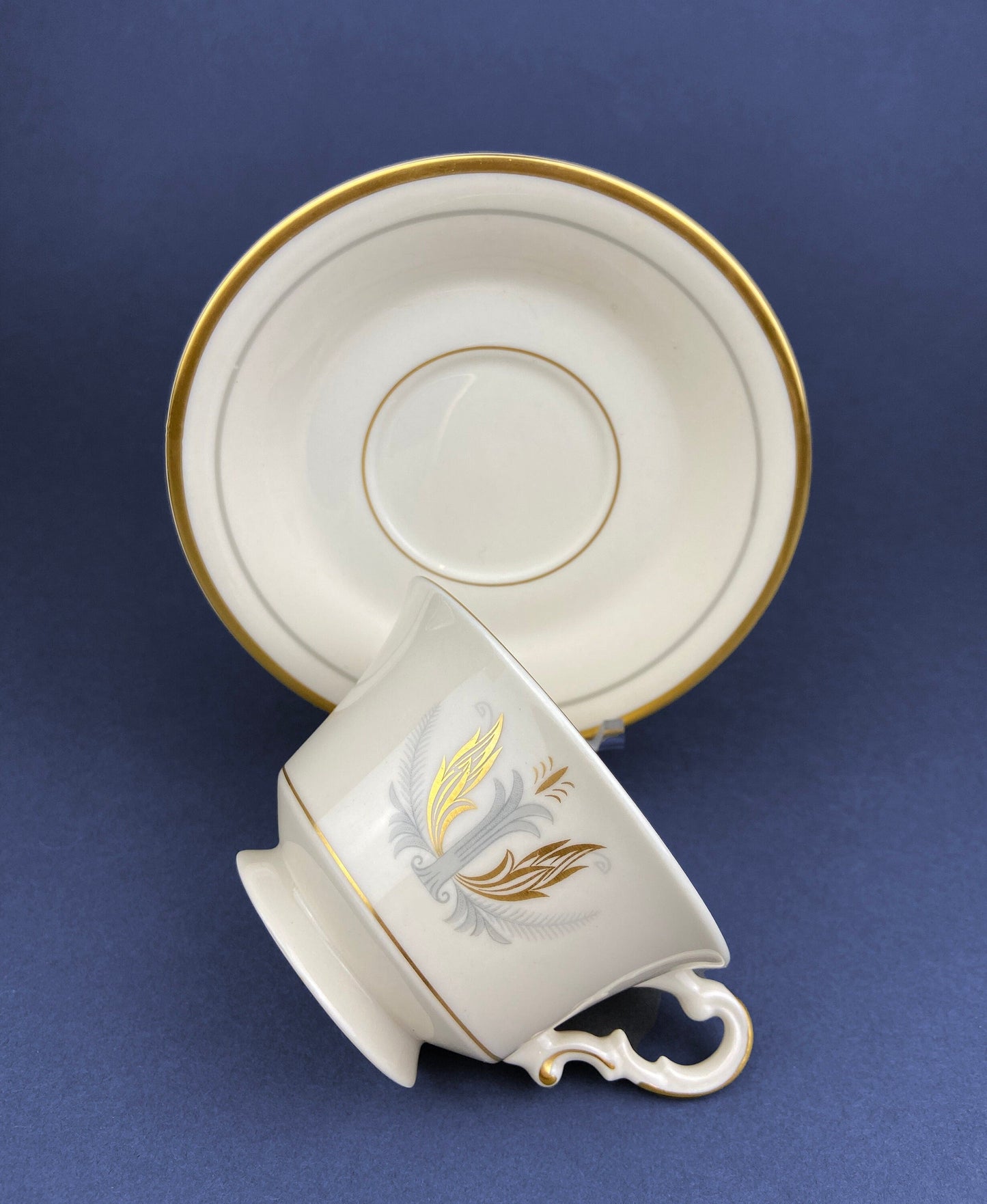 Vintage Cups and Saucers by Syracuse China. Governor Clinton Pattern.  Set of 5 Tea Cups Made in USA.