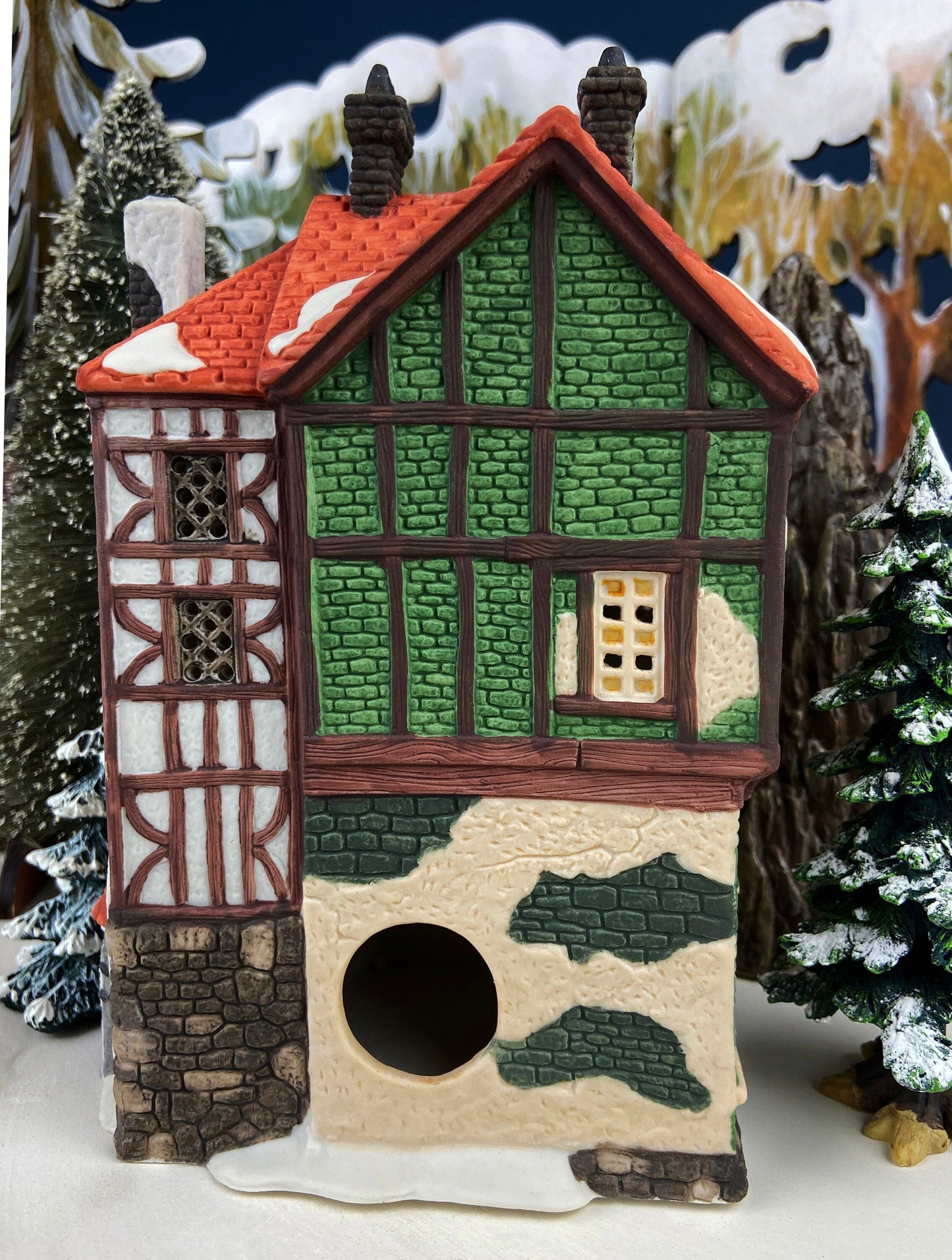 Christmas Village House by Dept 56.  Illuminated Public House. Sweets. Dickens Village Series. Made in Taiwan. Christmas Village/Diorama.