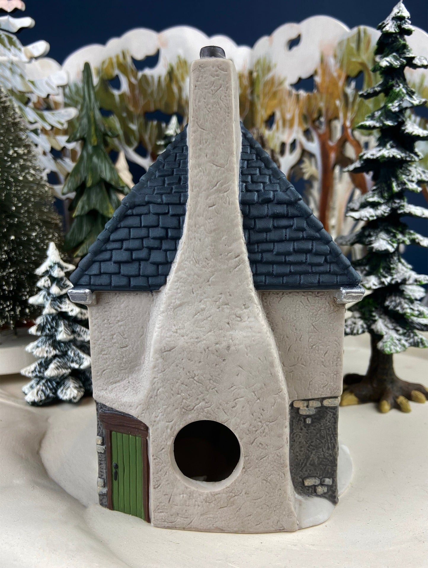 Christmas Department 56 Morston Steak and Kidney Pie. Dickens Village Series. Hand Painted Porcelain Building with Lights.