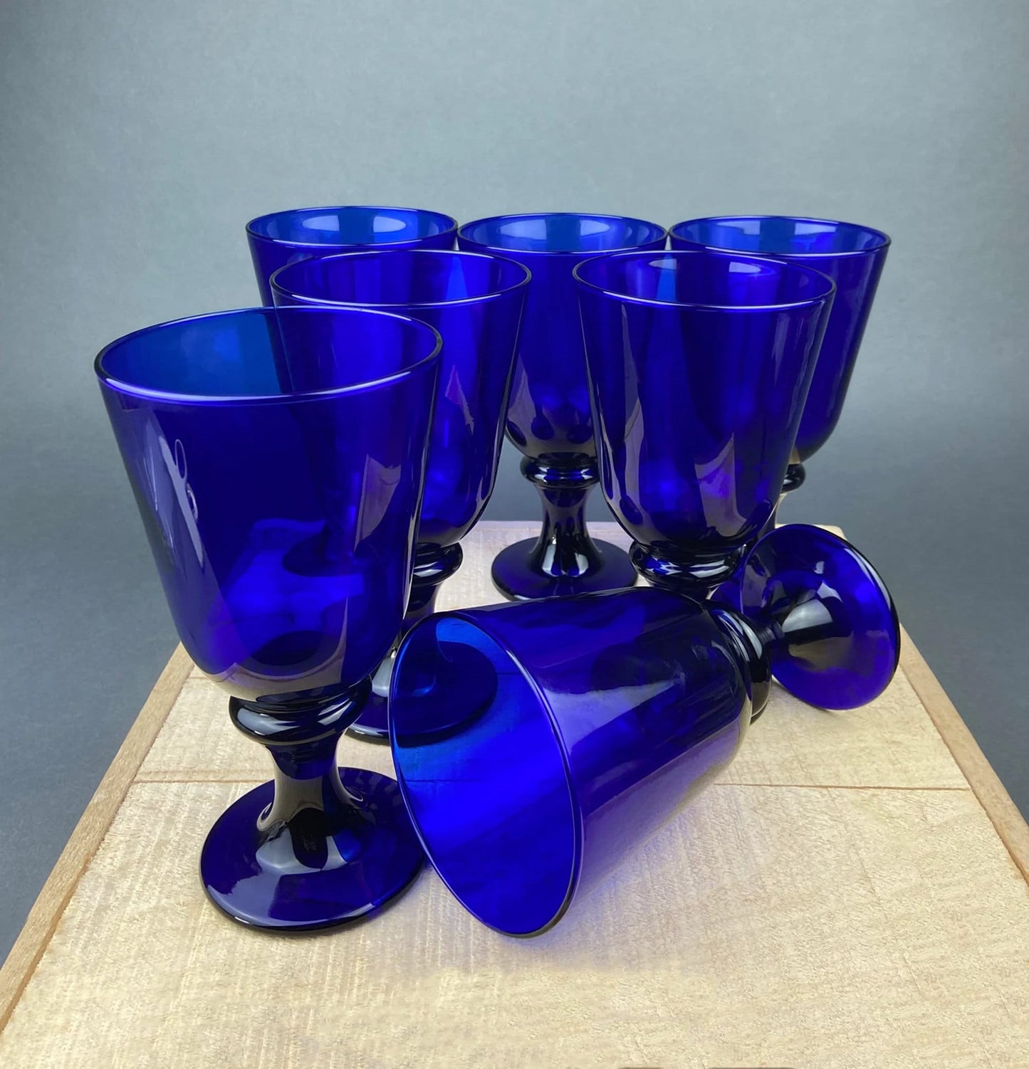 Cobalt Blue Glass Nesting Bowls. Set of 3 Serving Dishes of Varying Sizes. Dark Blue Minimal Glassware. Modern Farmhouse. Dining Room Decor.
