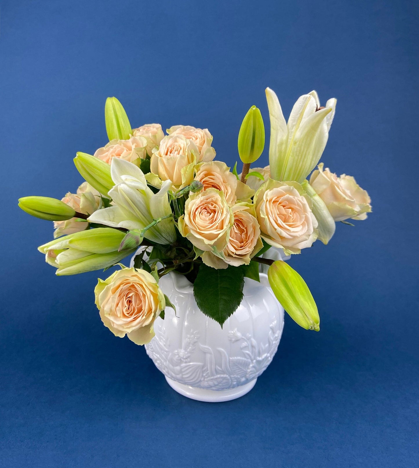 Milk Glass Hobnail Splash Vase. Fenton White Glass Flower Vase with Rims that Looks Like Splash. Collectible Vase. Wedding Gift.