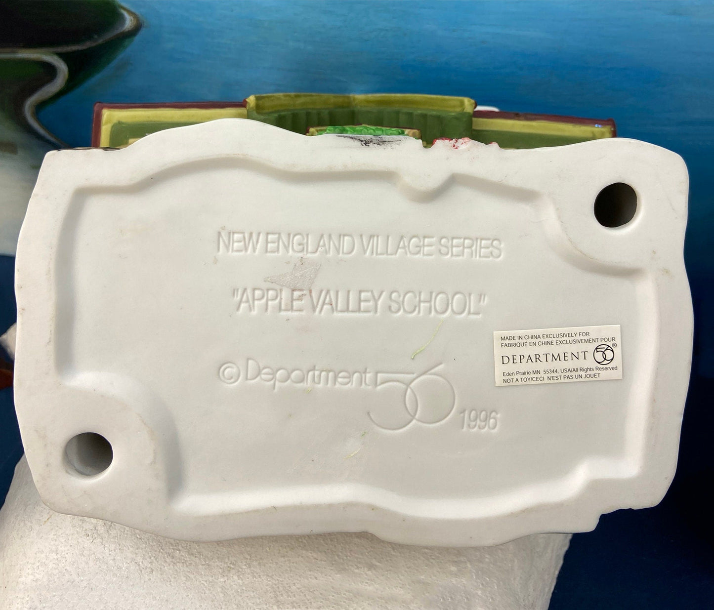 Christmas Department 56 / Apple Valley School / New England Village Series /  Hand Painted Porcelain Building with Lights. 1995