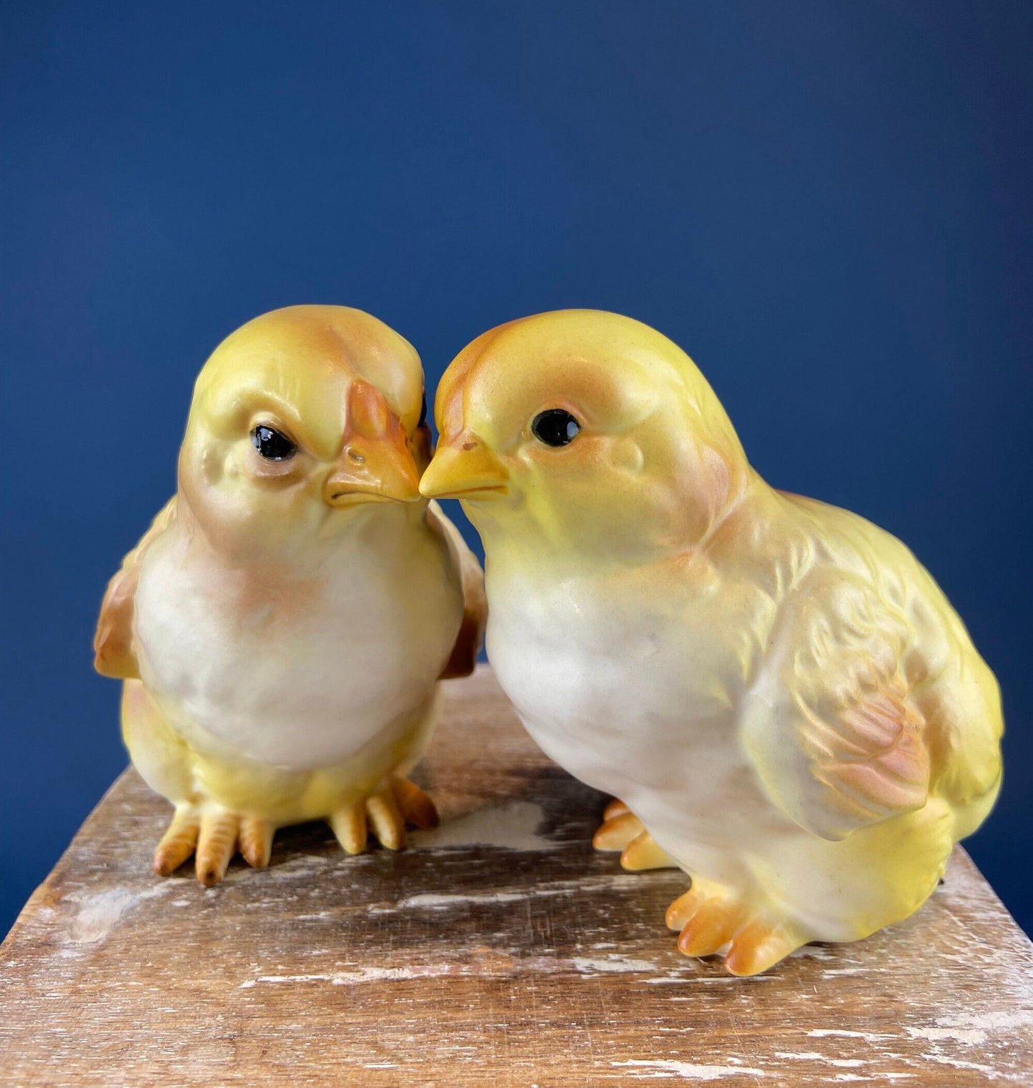 Porcelain Chick in Eggshell Jar by Dept. 56. Sugar or Storage Jar in Shape of Cute Yellow Baby Bird Hatching. Modern Farmhouse. Baby Shower.