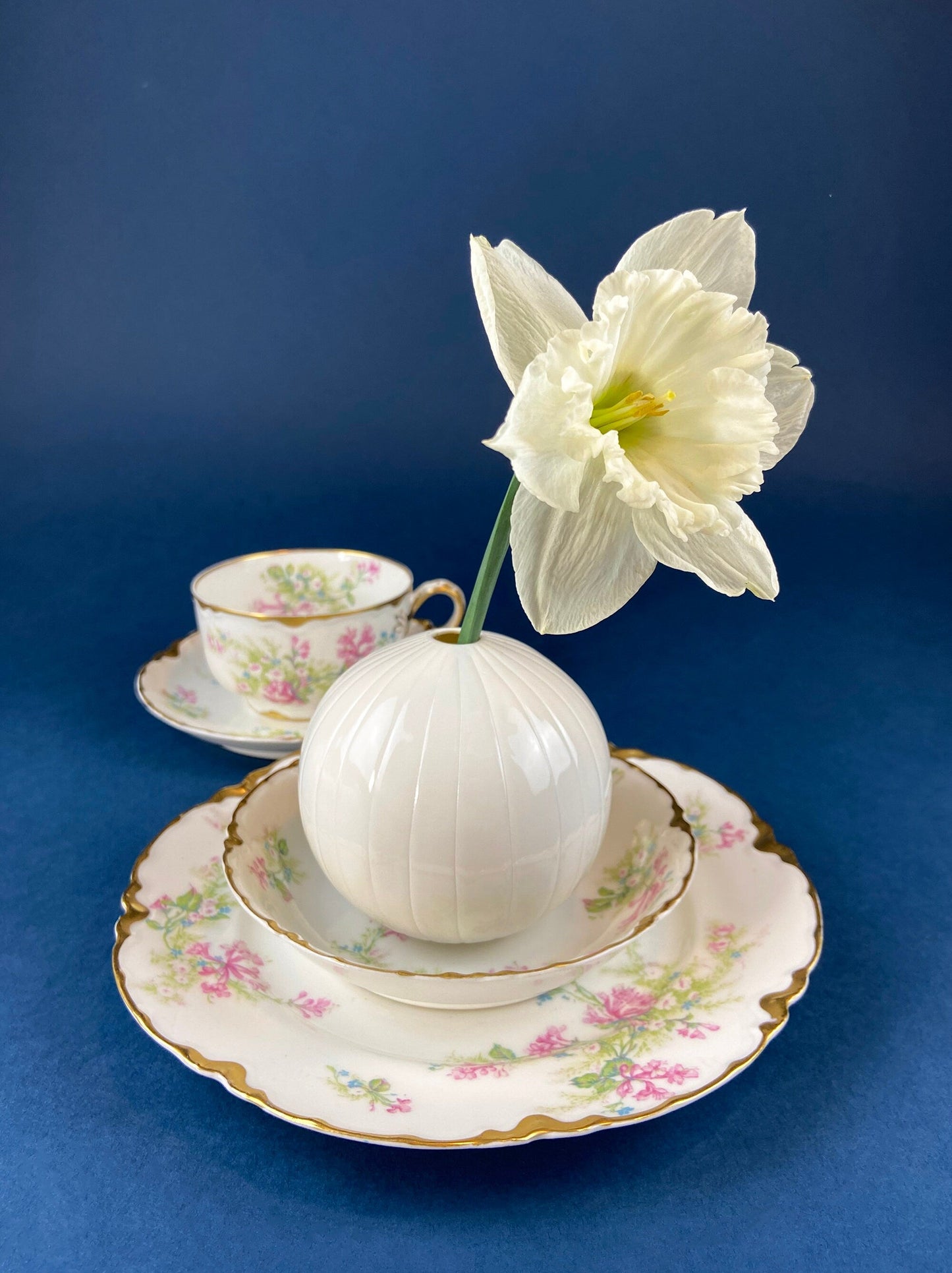White, Porcelain Modern Vases. Set of Three Sperical Vases with Small Mouths and Fluting. Perfect for Breakfast Tray. Minimal Home Decor.