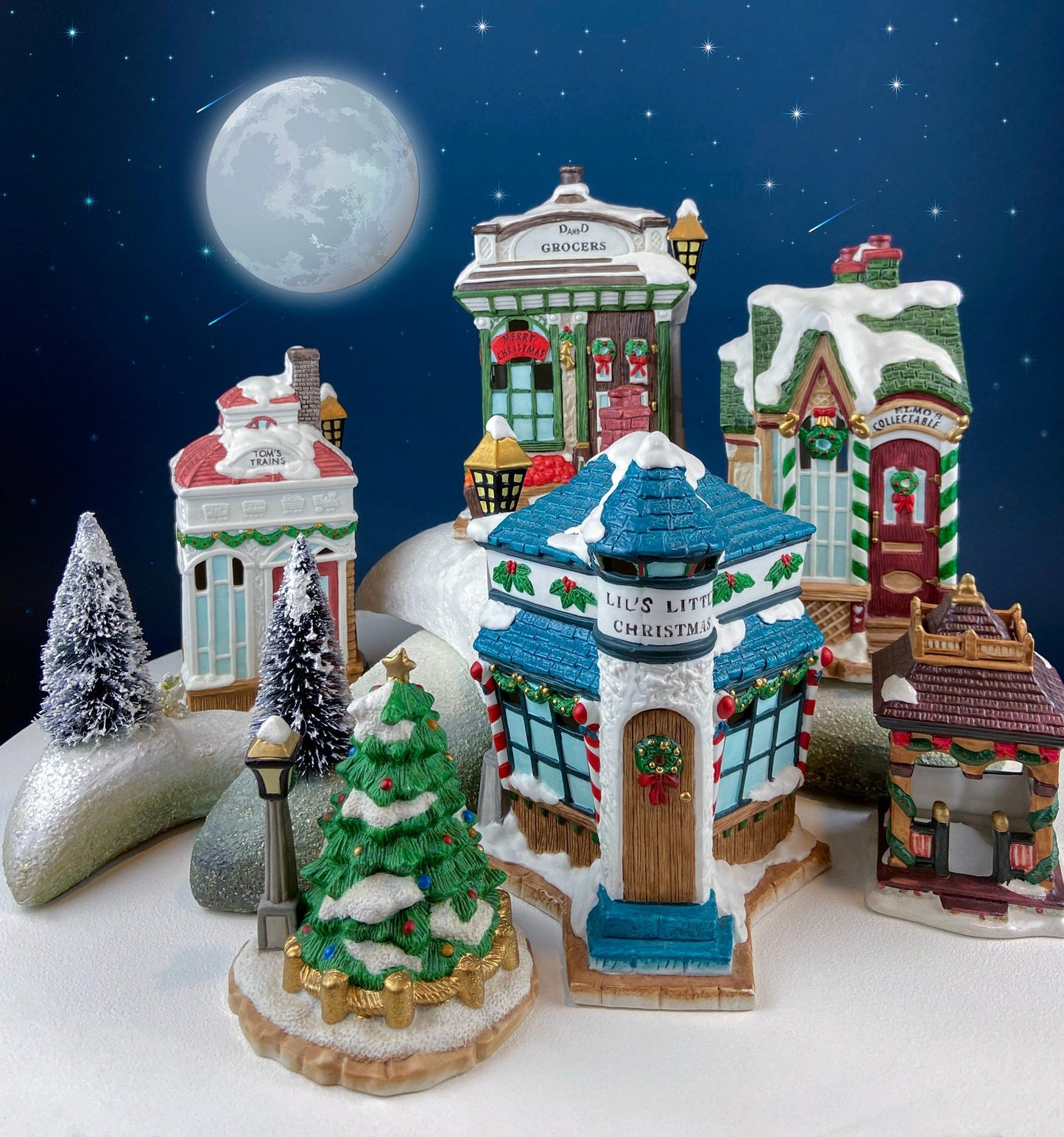 Elf Dormitory Illuminated Hand Painted Christmas Village House. Mercurie 1992. Alternative Holiday Home or Retail Decor. Kids' Room.