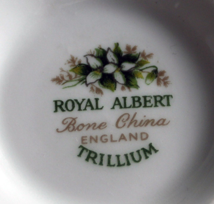 Teacup with Saucer by Royal Albert, England. Hand Painted Trillium. Beautiful Shape and of Handle. Dining Room Decor. Gift for Her.
