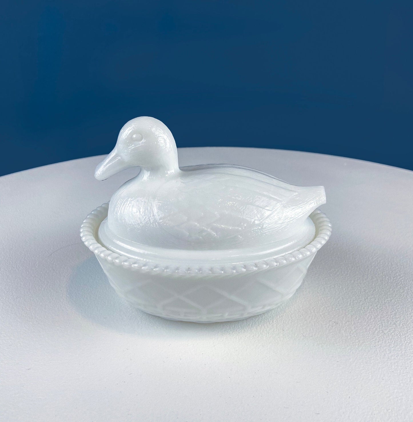 Westmoreland Milk Glass Duck Dish. Baby Duck Butter or Serving Dish. White Bird Bowl with Cover. Modern Farmhouse. French Country.