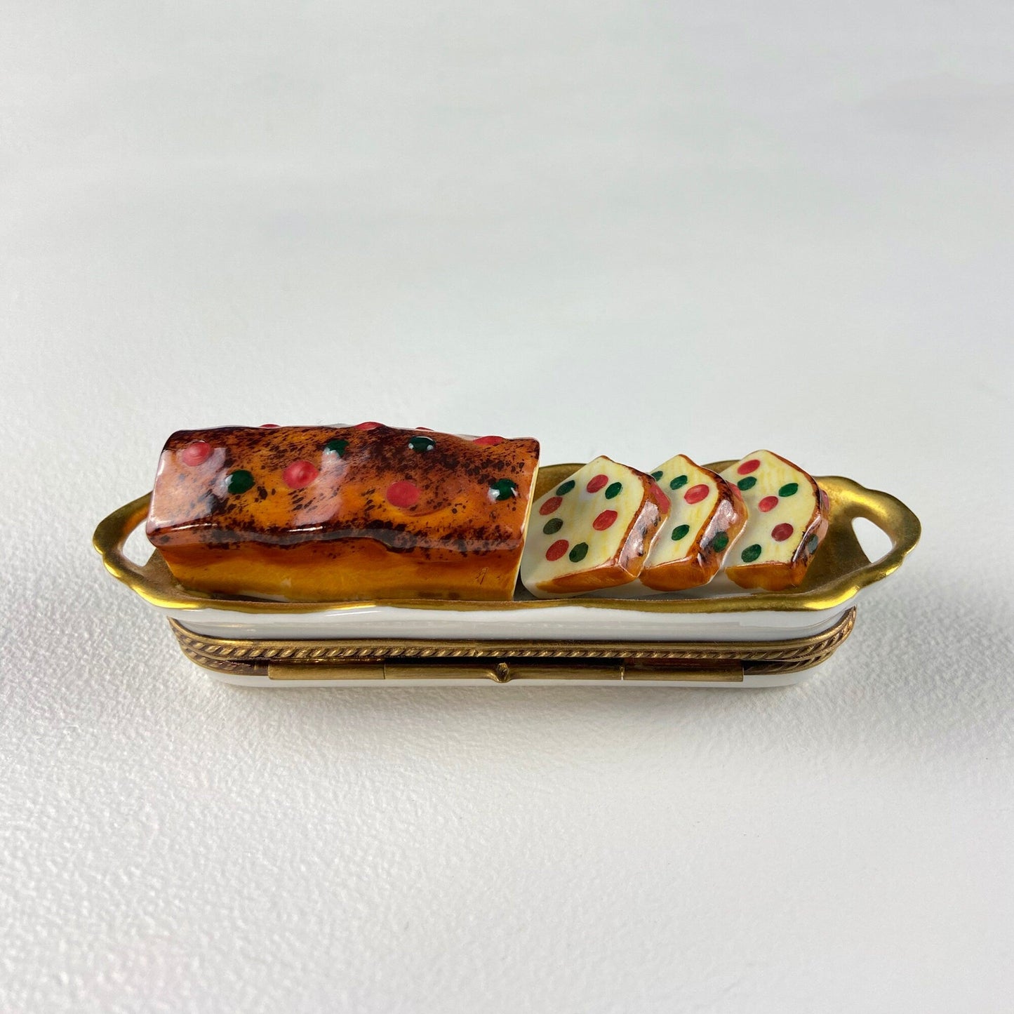 Sweet Bread Collectible Porcelain Limoges Box. Miniature Hand Painted Pill, Trinket or Ring Box. Knife Closure. Gift for Mom, Grandma Baker.