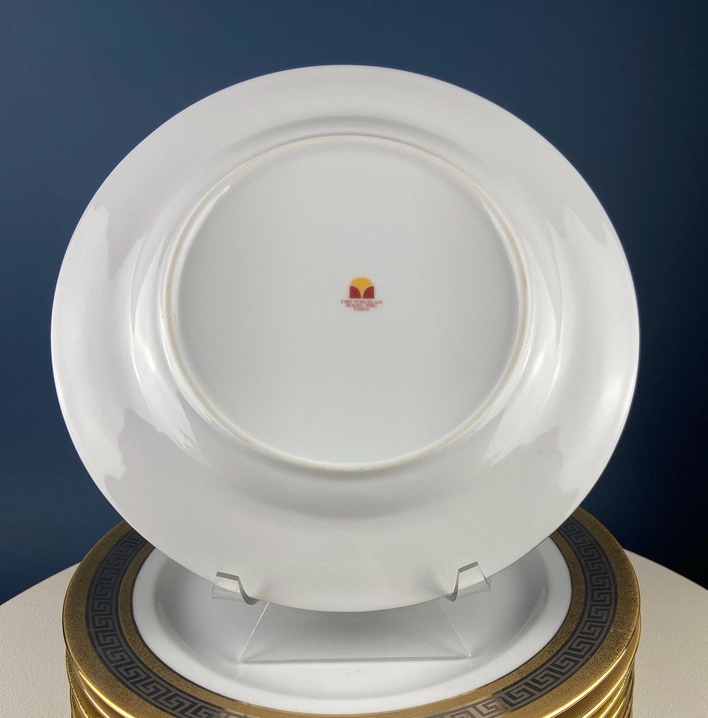 Vintage Sheng Xing Porcelain Dinnerware Set: White, Gold & Platinum Greek Motif