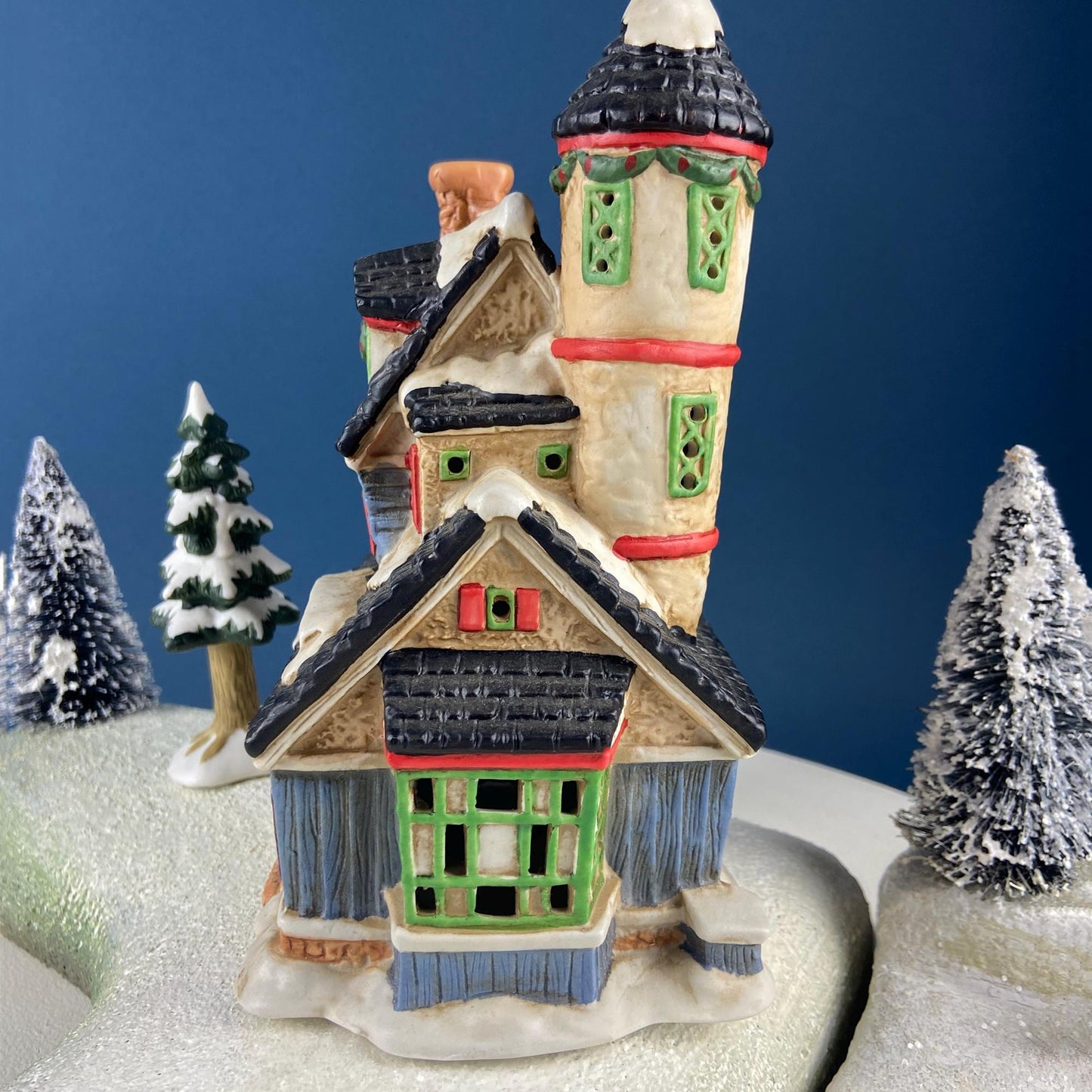 Elf Dormitory Illuminated Hand Painted Christmas Village House. Mercurie 1992. Alternative Holiday Home or Retail Decor. Kids' Room.