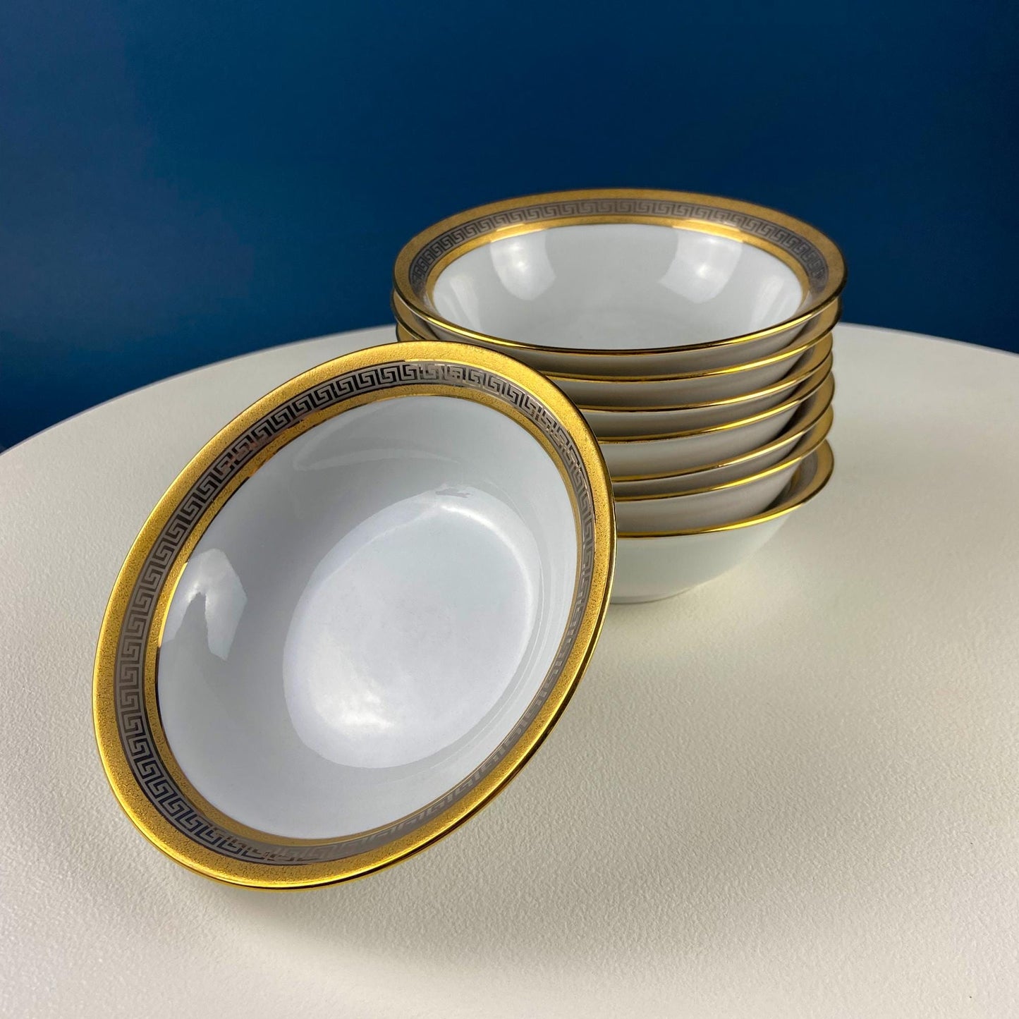 Vintage Sheng Xing Porcelain Dinnerware Set: White, Gold & Platinum Greek Motif