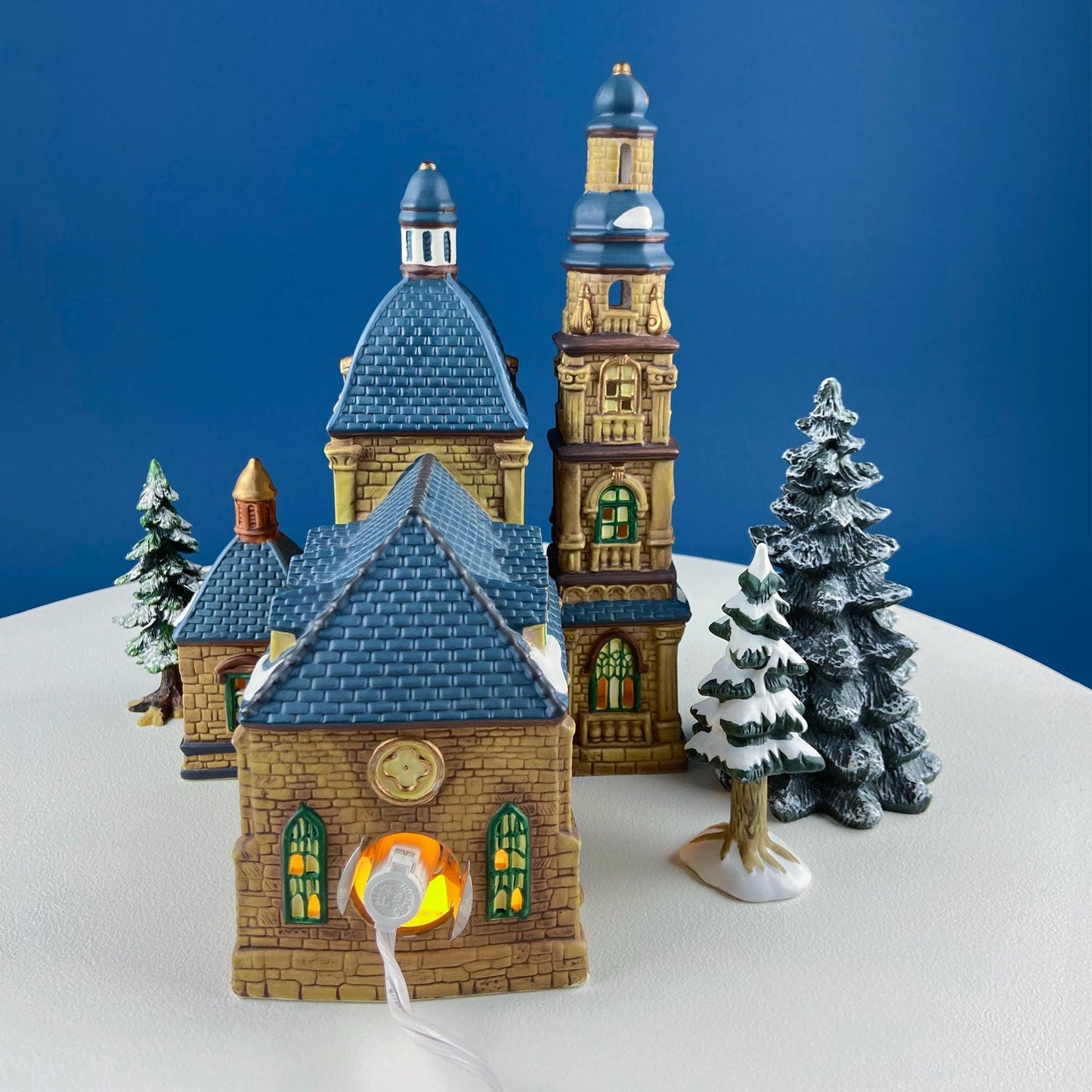Porcelain Christmas Village St. Mary's Cathedral. Illuminated House of Worship. Home Retail Holiday Decor. Christmas Celebration. Kids Room.