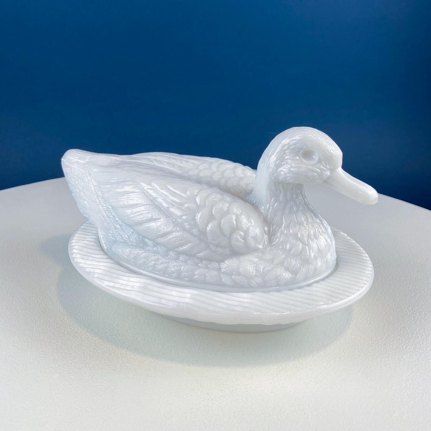 Westmoreland Milk Glass Duck Dish. Vintage Duck Butter or Serving Dish. White Bird Bowl with Cover. Modern Farmhouse. French Country.