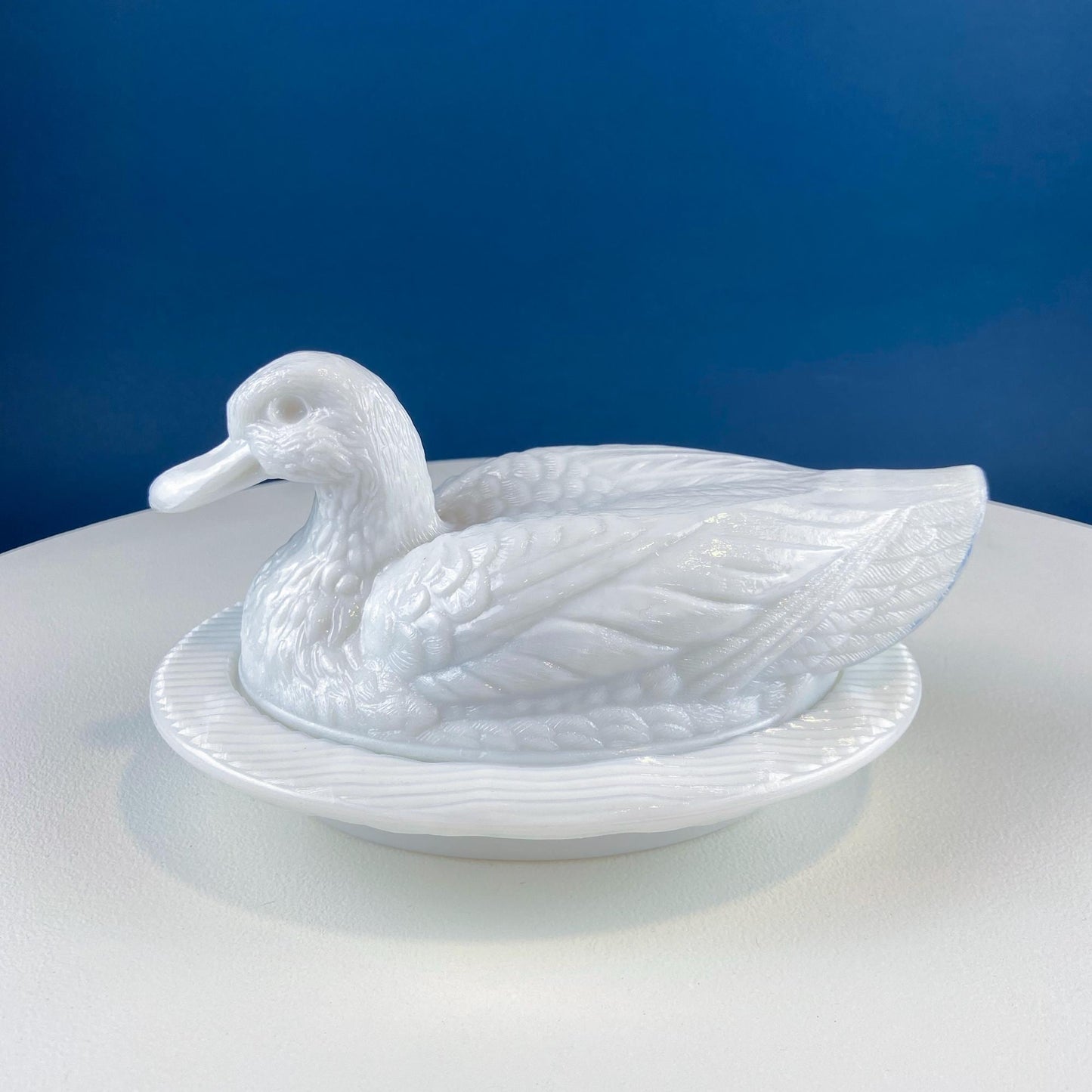 Westmoreland Milk Glass Duck Dish. Vintage Duck Butter or Serving Dish. White Bird Bowl with Cover. Modern Farmhouse. French Country.