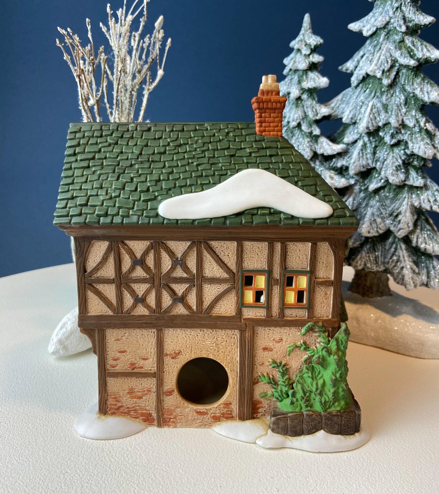 Illuminated Christmas Village T. Puddlewick Spectacle Shop by Dept. 56. Dickens' Village. Seasonal Home Retail Decor. Night Light.