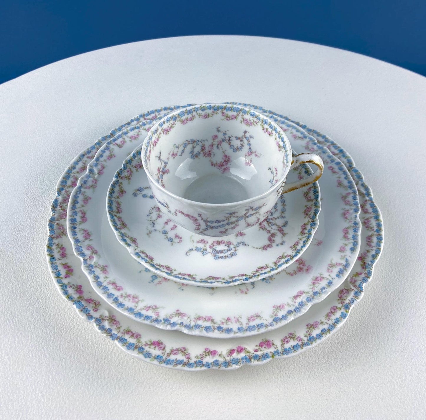 Rorstrand Rodos Espresso Dessert Modern Dish Set. 1900's Swedish Coffee Breakfast Set for 11. Leaf Motif. Dining Tea Room Table Decor.