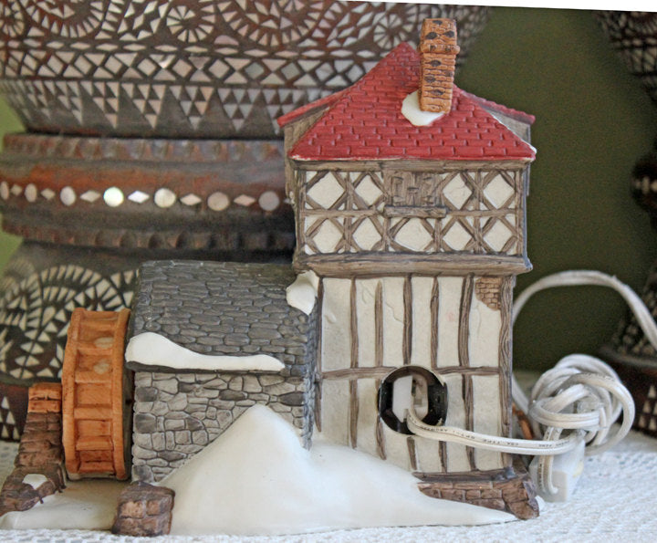 Department 56 Dicken's Christmas Village Blythe Pond Mill