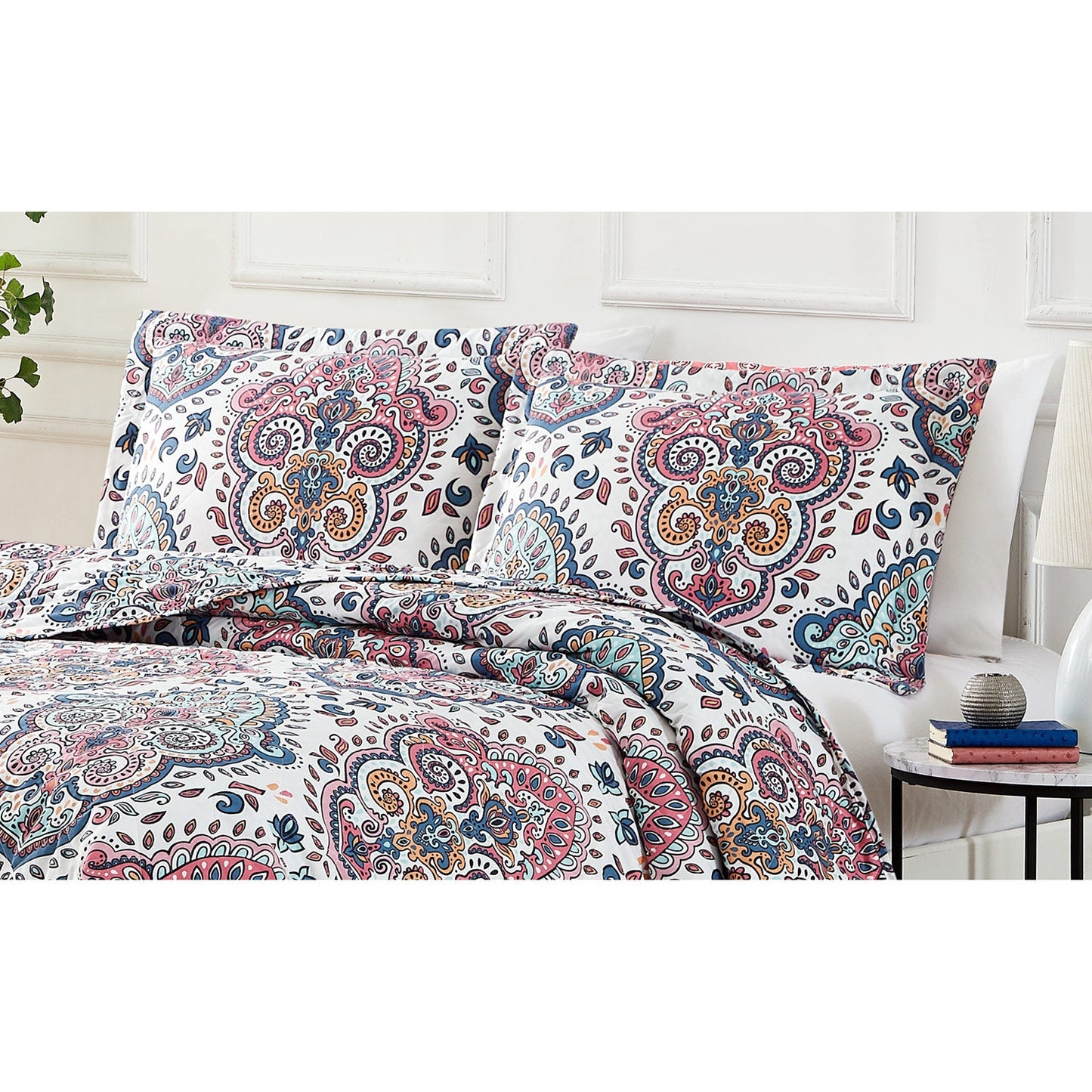Laguna Izmir 3-Piece Reversible Quilt Set, Multi