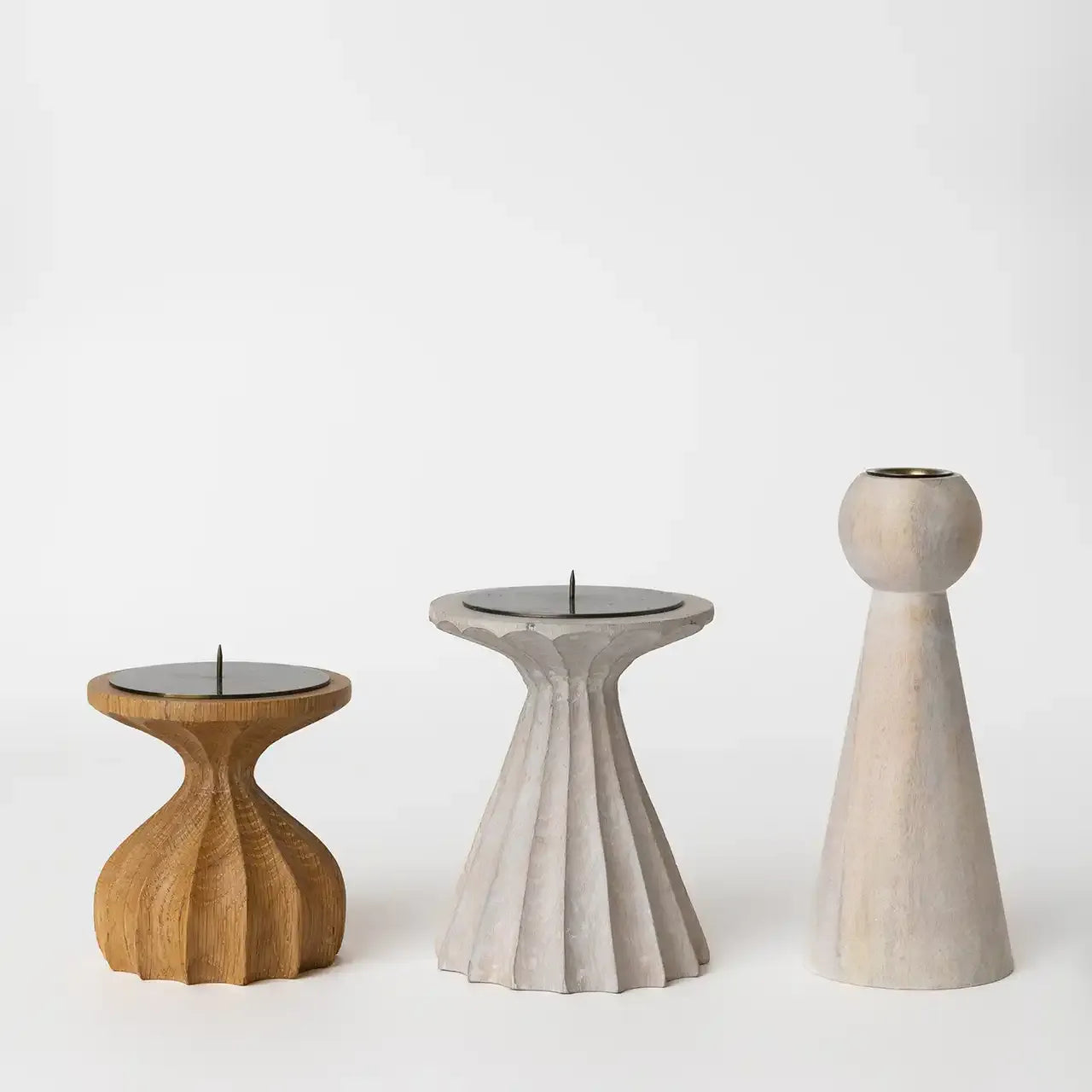 BLEACHED TALL WOOD PILLAR CANDLE HOLDER