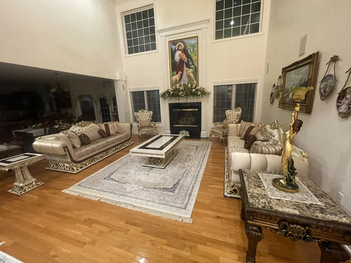 Karina Wow Coffee Table