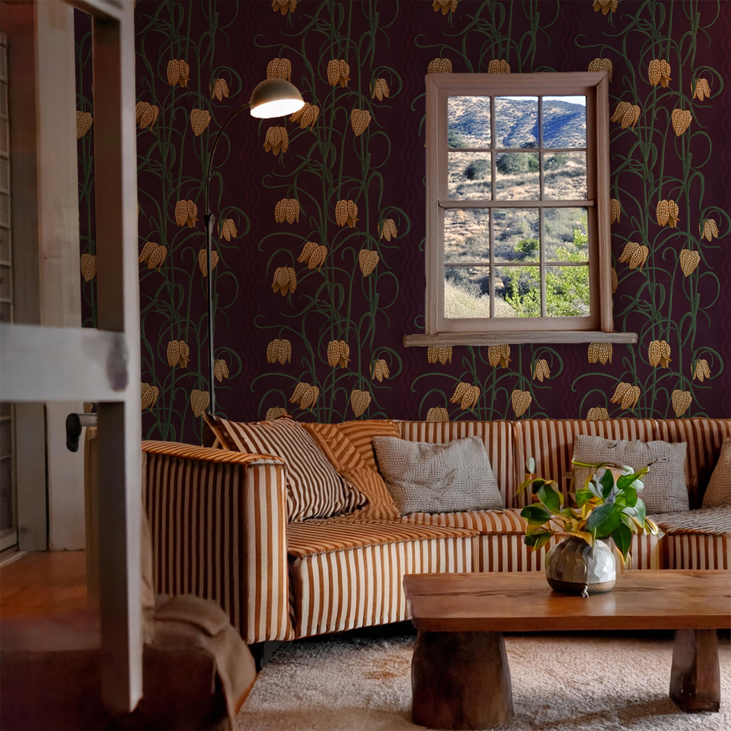 Campanas Wallpaper, eggplant and toffee