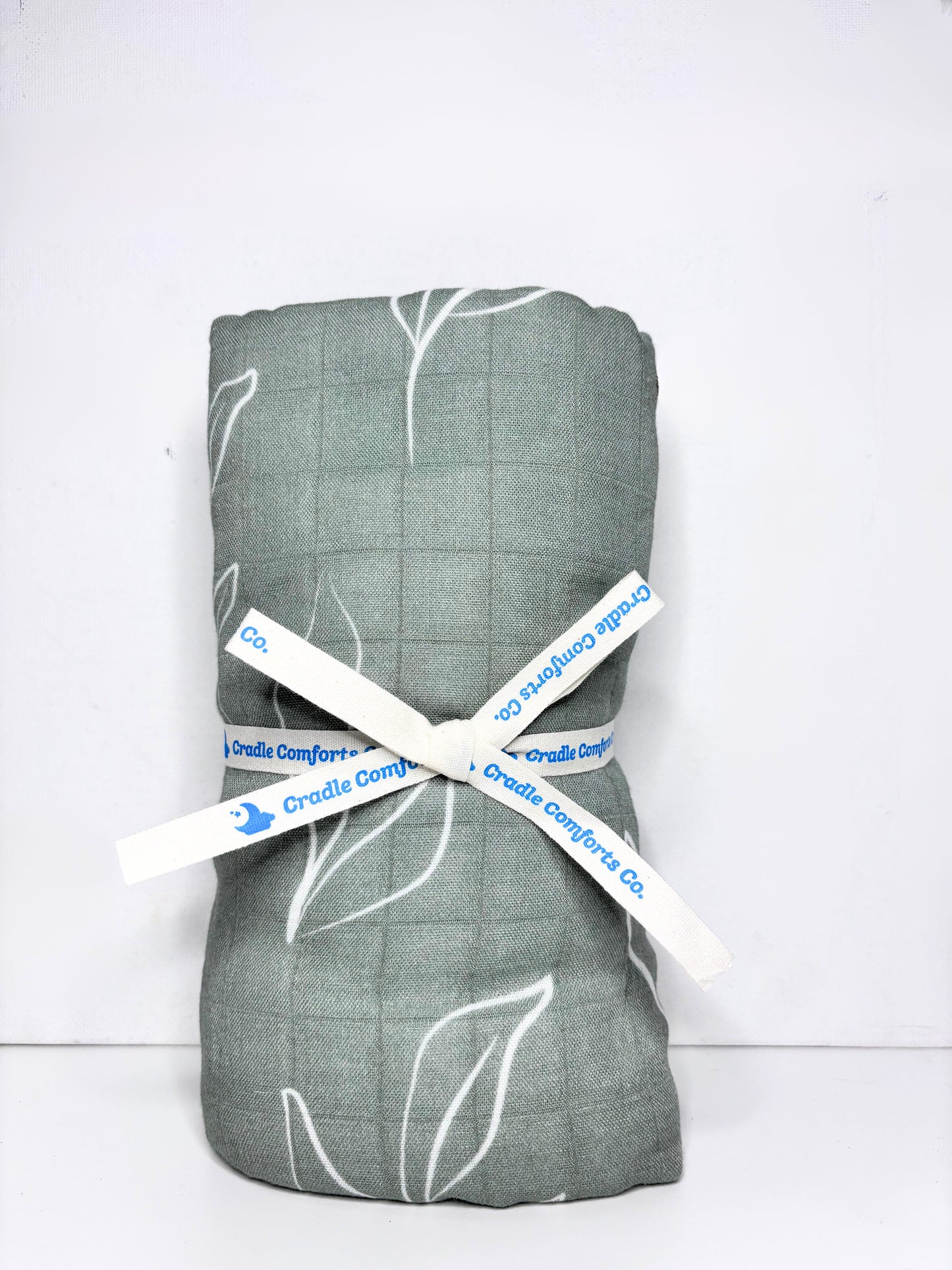 Organic Bamboo Cotton Muslin Swaddle Blanket in Natural Oasis Willow