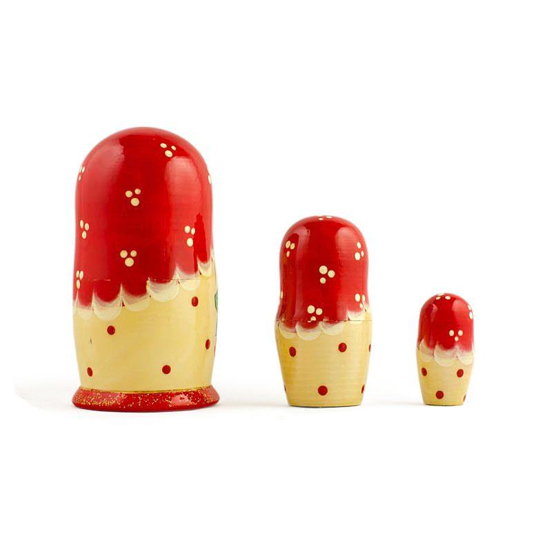 Set of 3 Red Headscarf with Folk Art Flowers Wooden Nesting Dolls Matryoshka 3.5 Inches