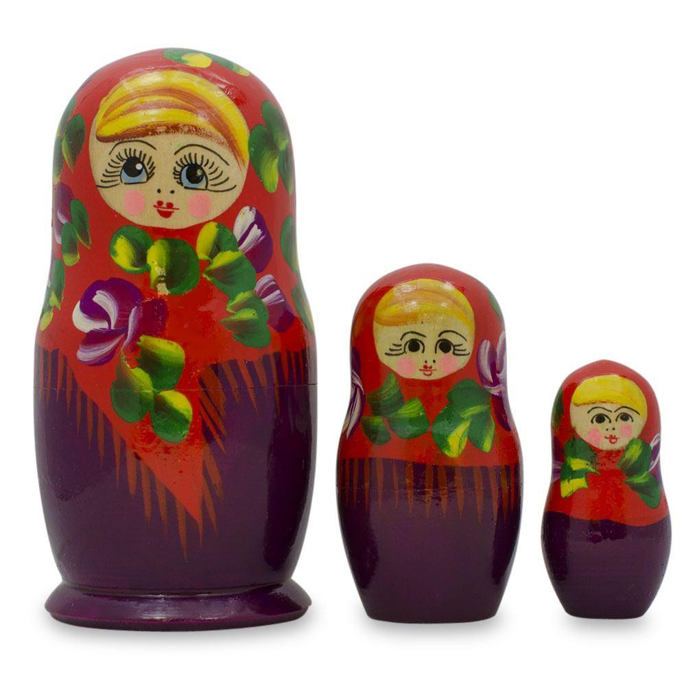 Set of 3 Deep Red Dress Wooden  Nesting Dolls 3.5 Inches