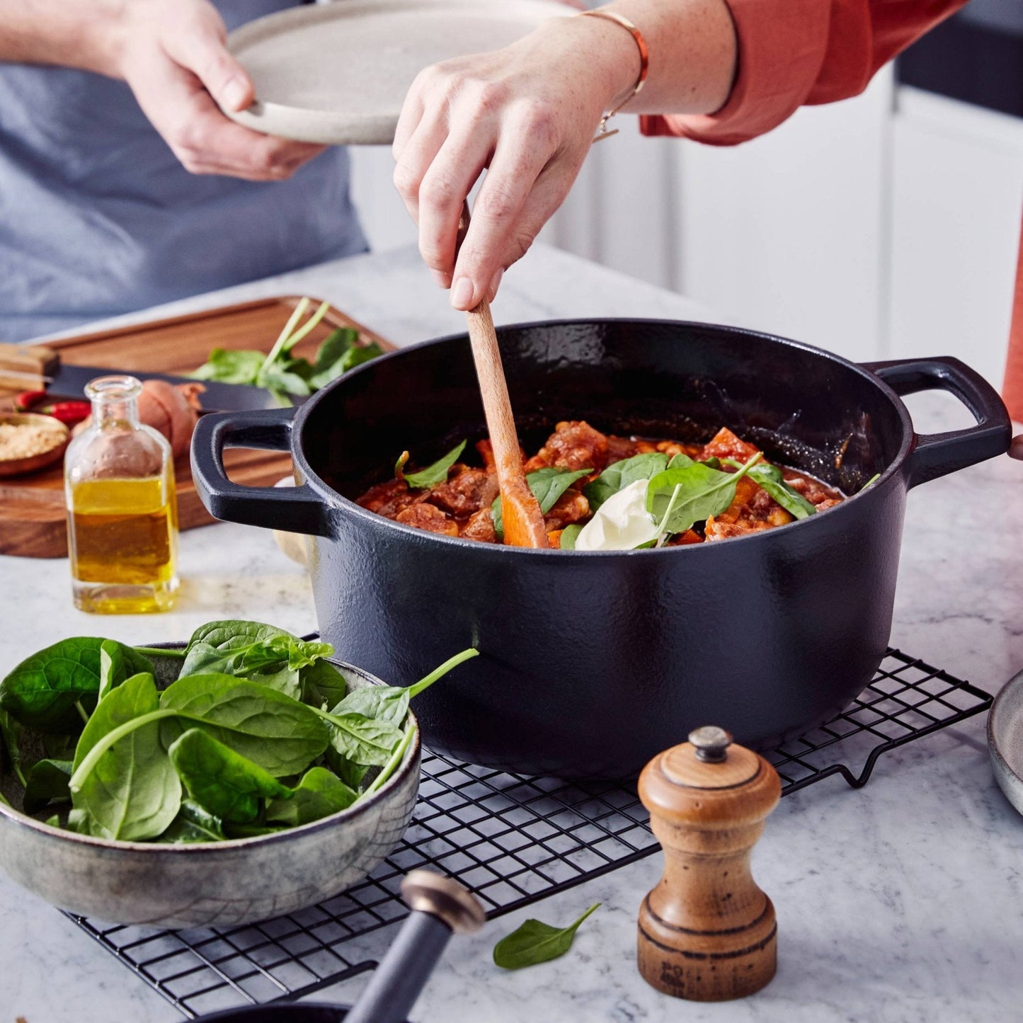 Nori Round Dutch Oven — 5 QT.
