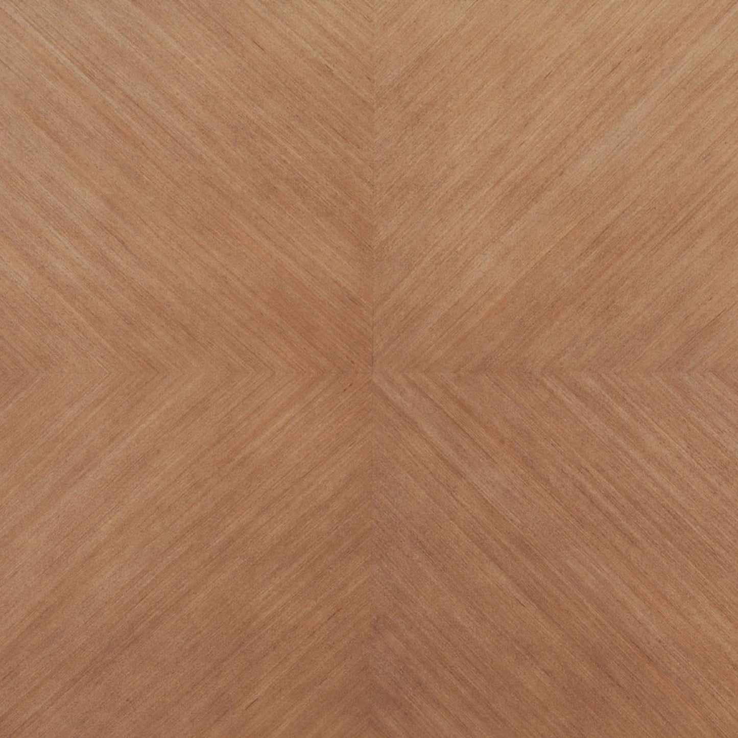 Close-up of natural wood grain with a chevron pattern, featured in the Olejo Server design.