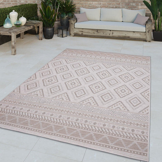 Outdoor Rug for Patio or Balcony Modern flatweave Boho Trellis in Cream Beige