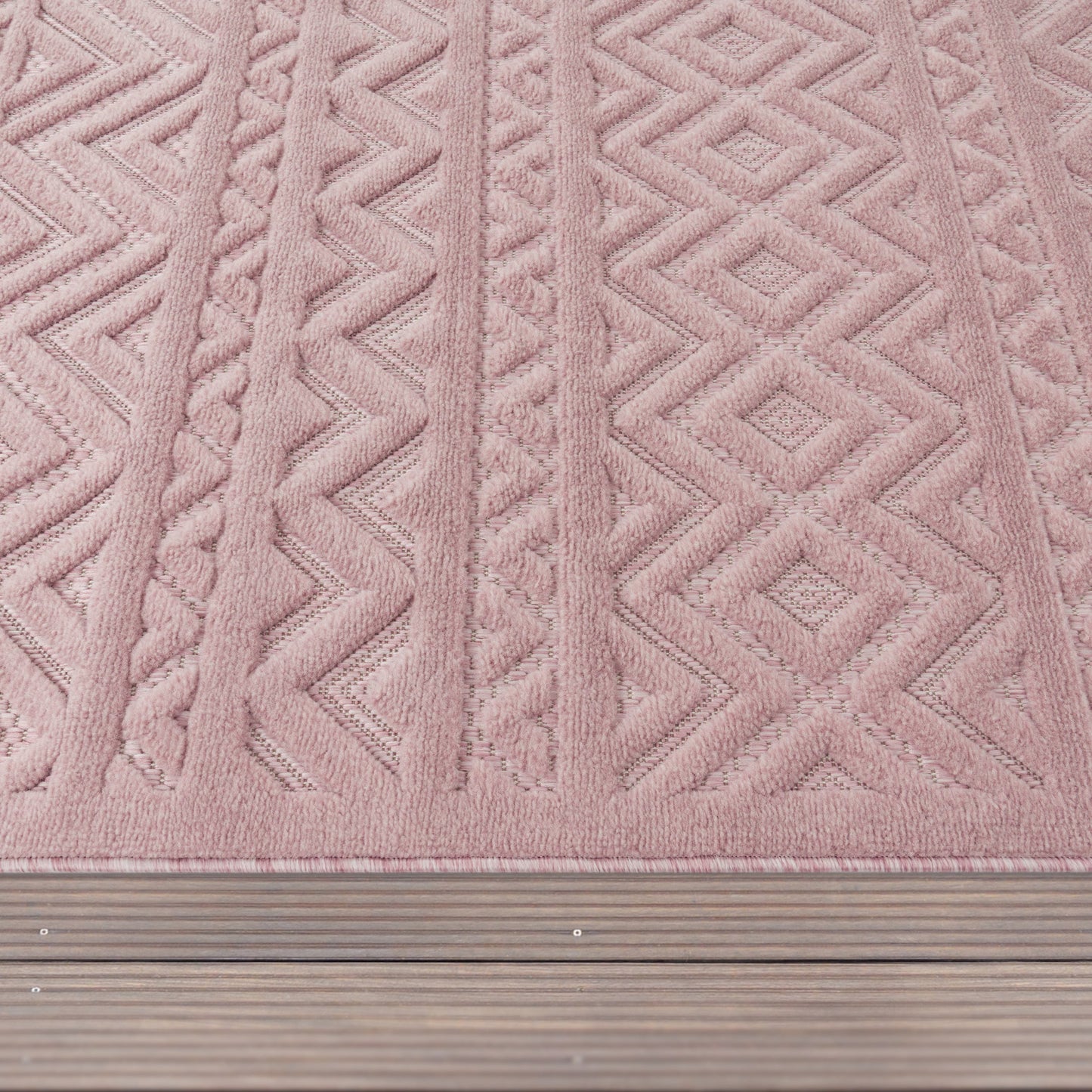 Indoor Outdoor Rug Livorno Boho High-Low Pattern In Pink
