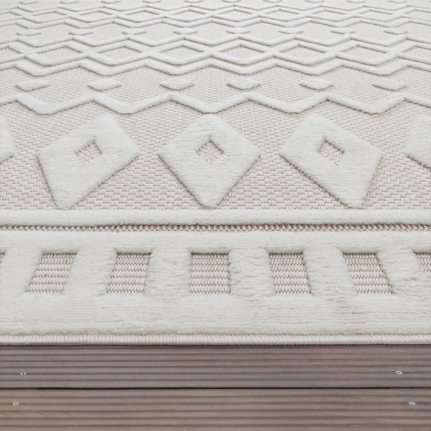Indoor Outdoor Rug Livorno Geometric Trellis Pattern In Cream