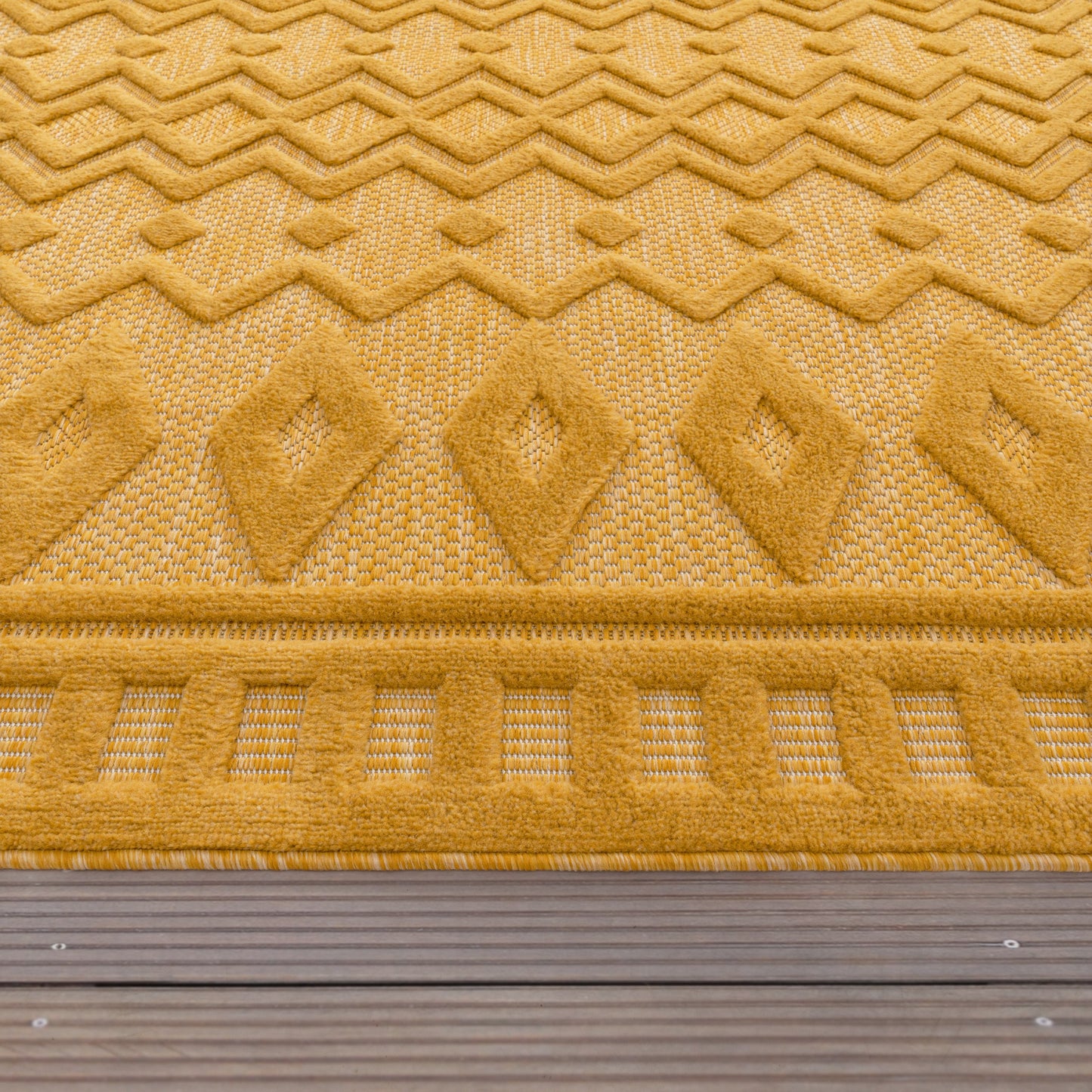Indoor Outdoor Rug Livorno Geometric Trellis Pattern In Yellow