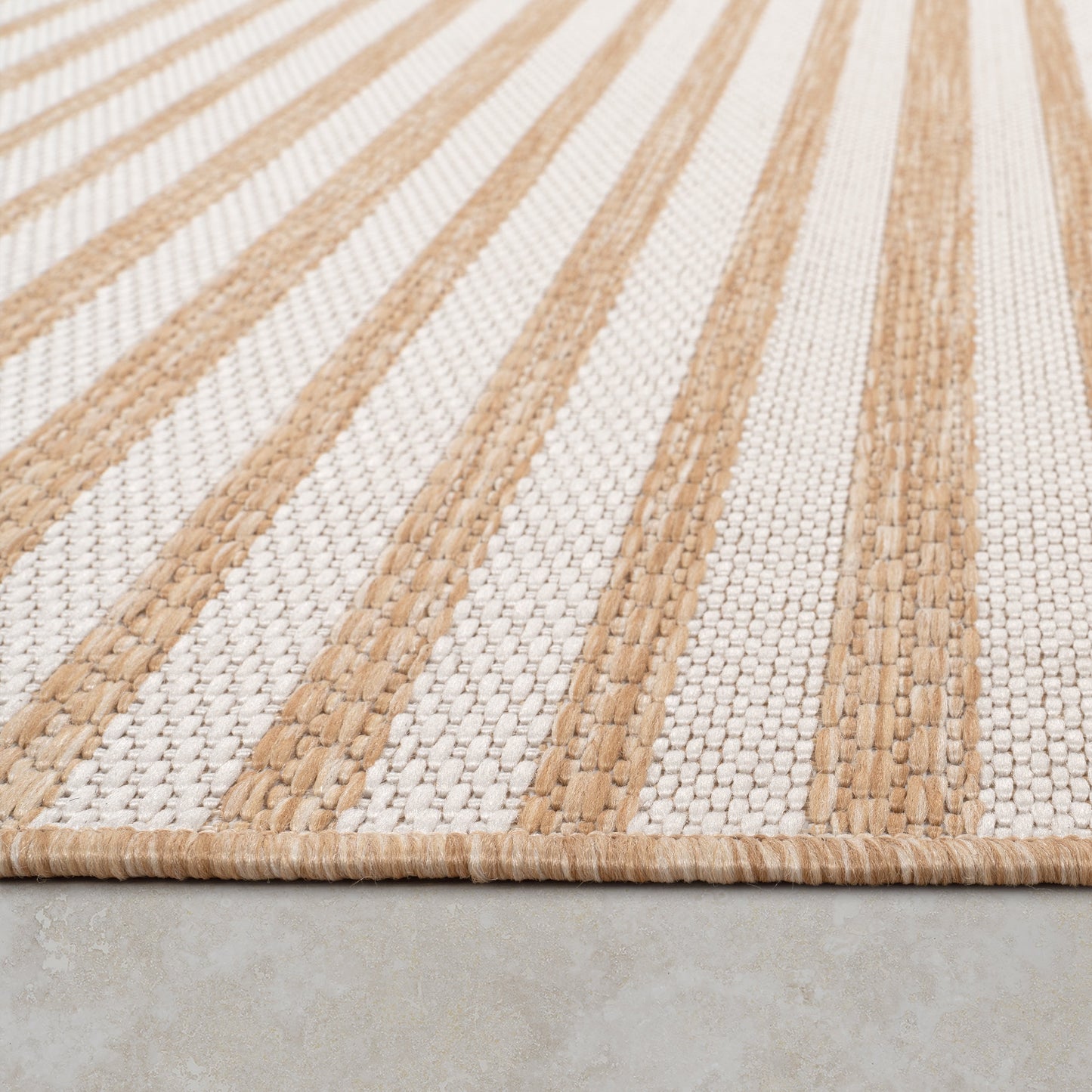 In- & Outdoor Rug Captera with Minimalistic Line Pattern in Nature Beige