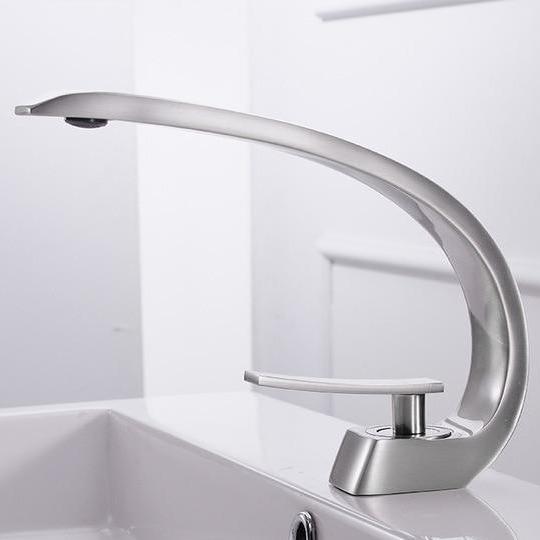 Marie-Antoinette Single-Hole Bathroom Faucet