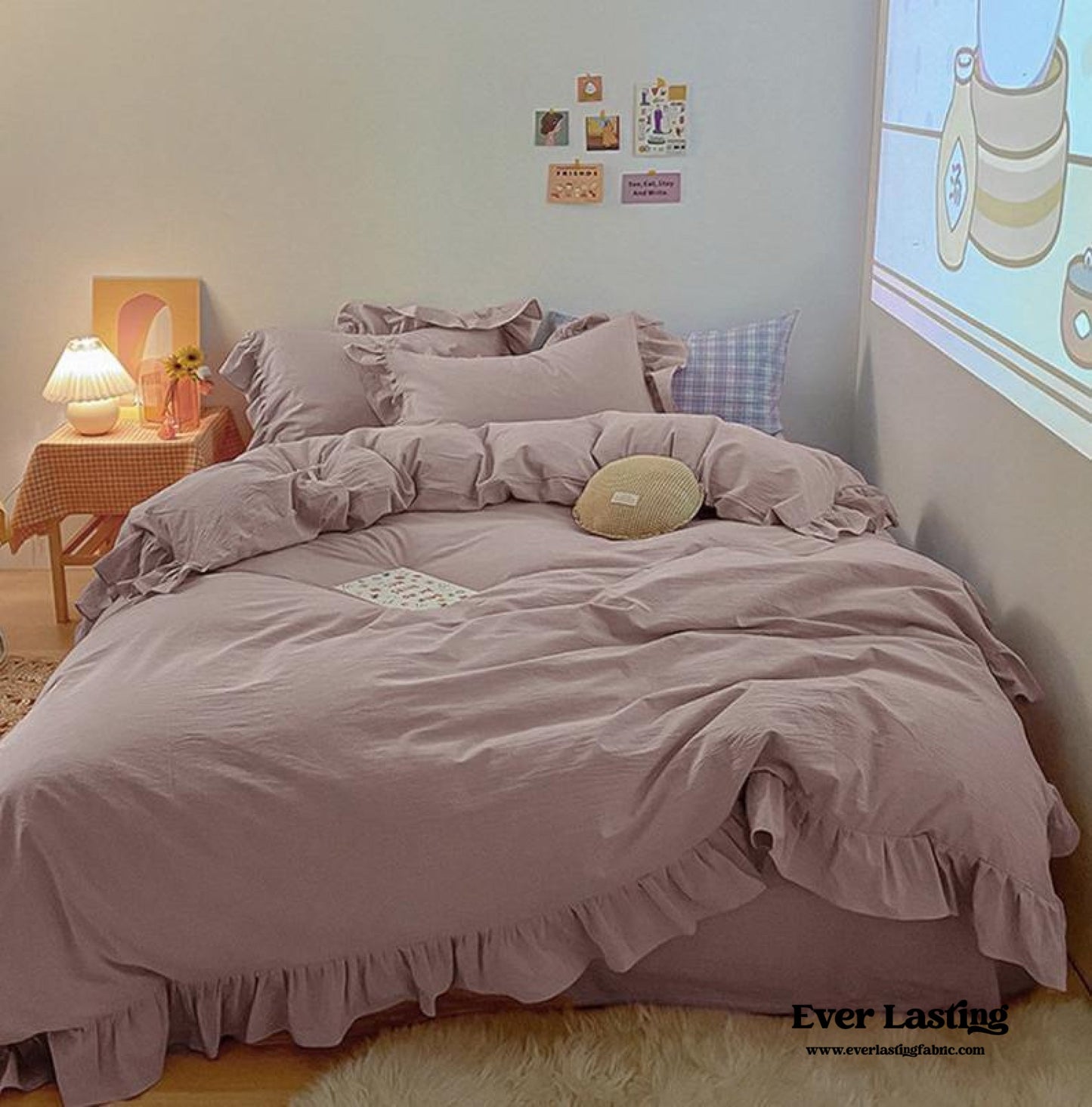 Ruffle Bedding Set / Beige