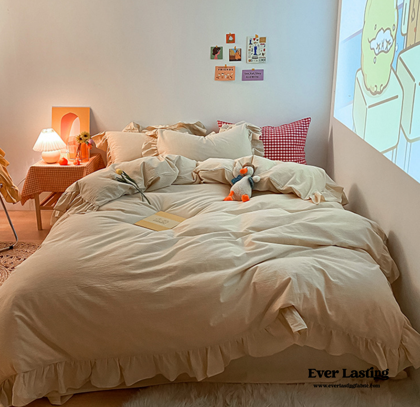 Ruffle Bedding Set / Beige