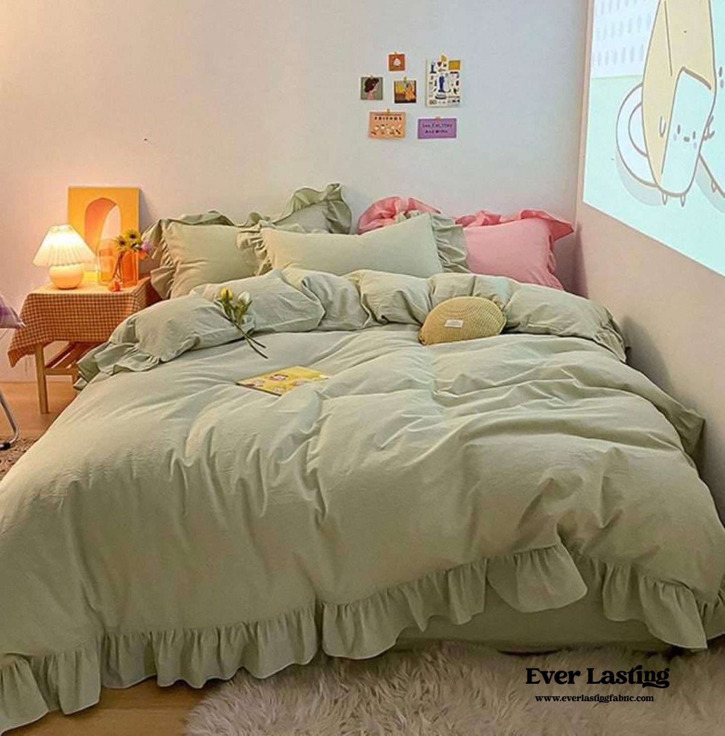 Ruffle Bedding Set / Purple