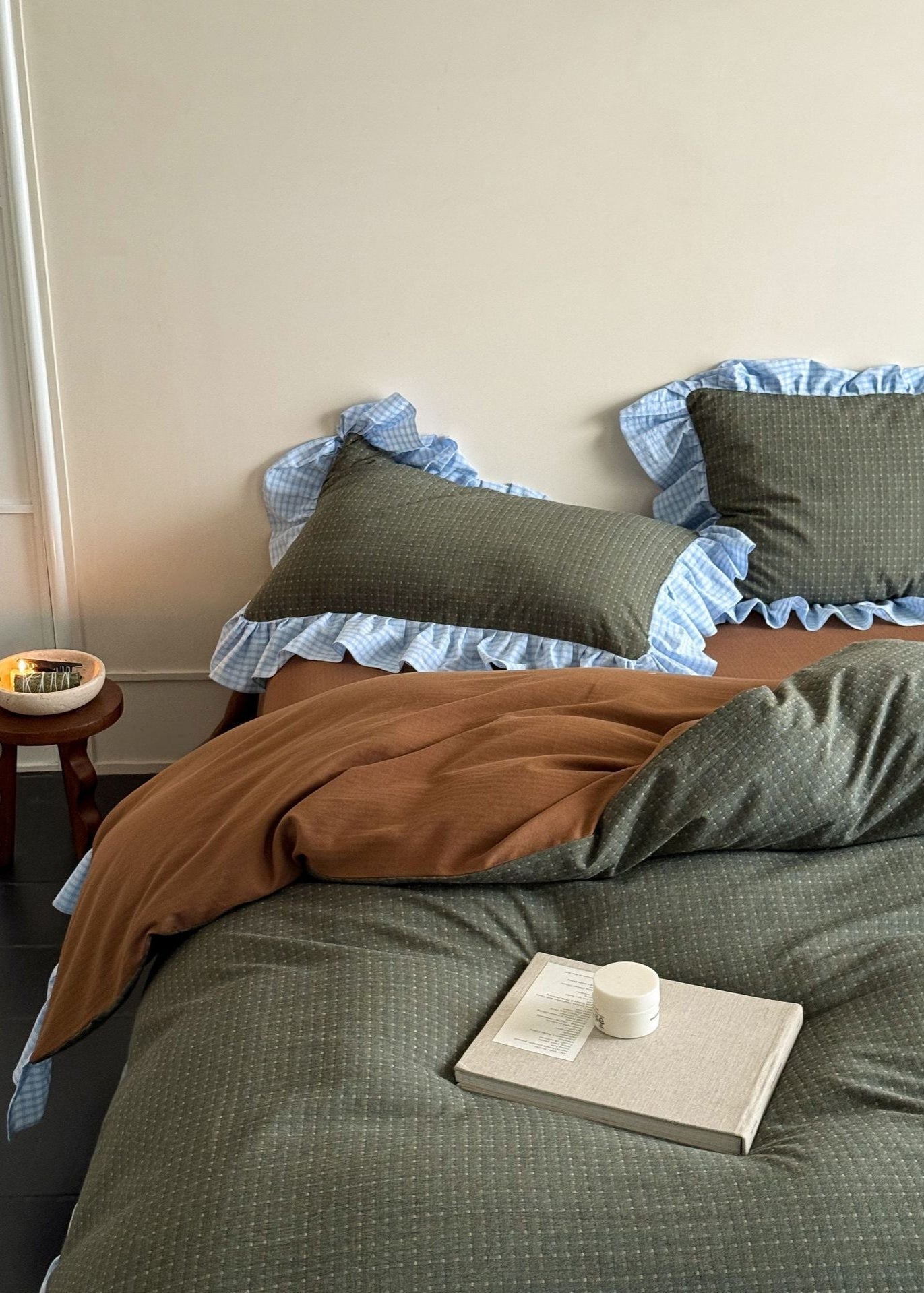 Sadie Gingham Lace Ruffle Bedding Set / Black