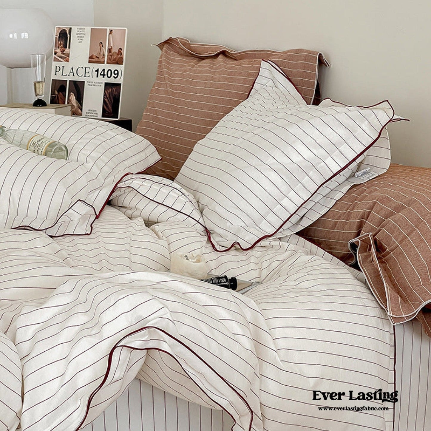 Scandinavian Overlock Striped Bedding Set / White + Green