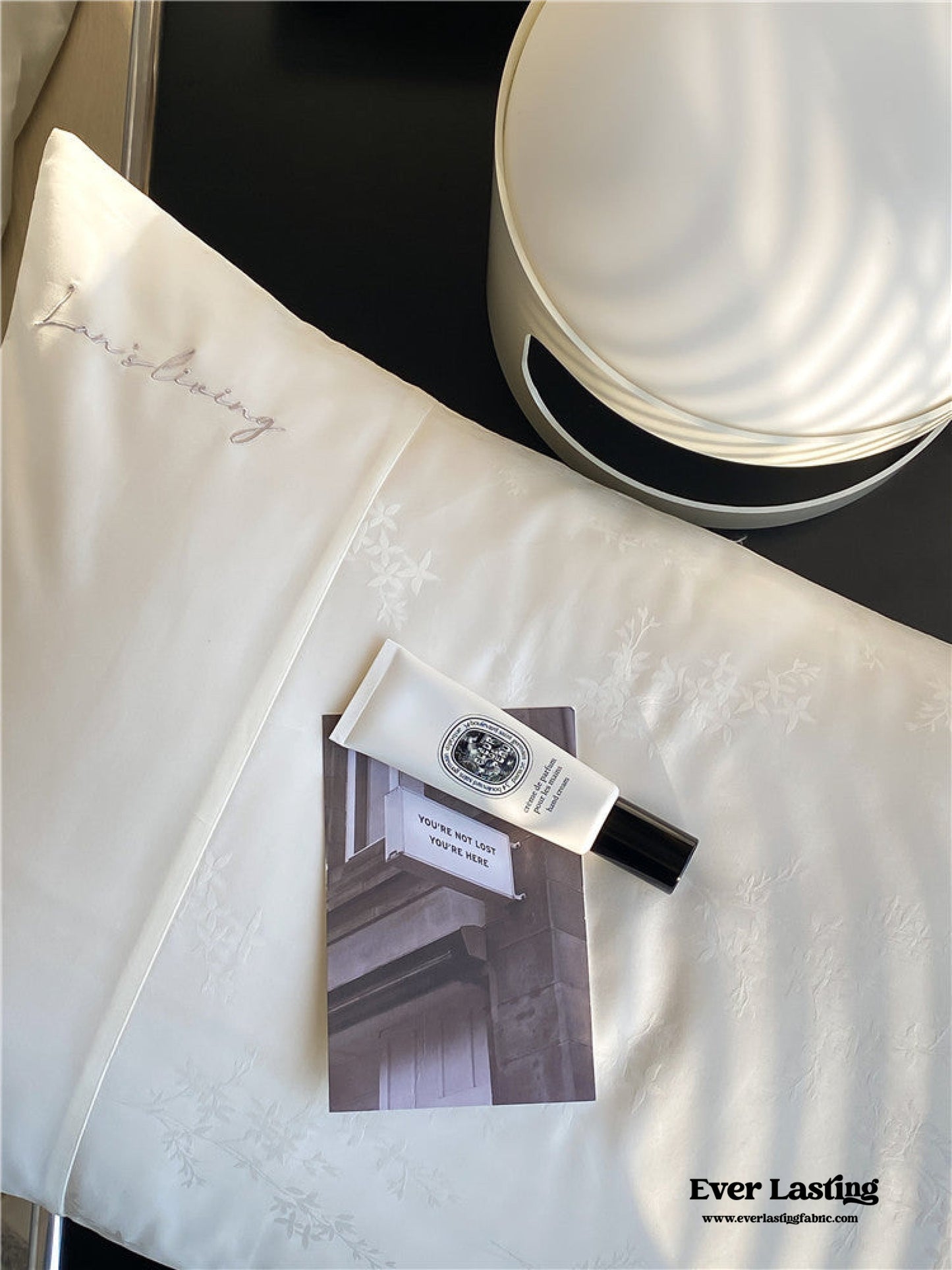 Silky Floral Bedding Set / Snow White