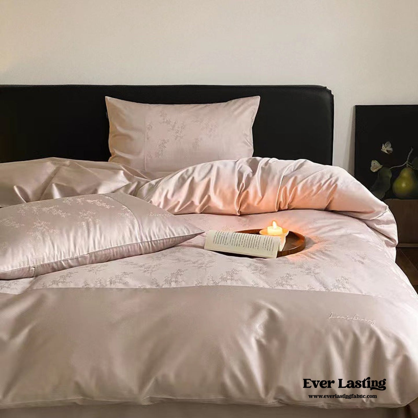 Silky Floral Bedding Set / Snow White