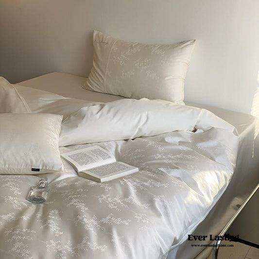 Silky Floral Bedding Set / Snow White