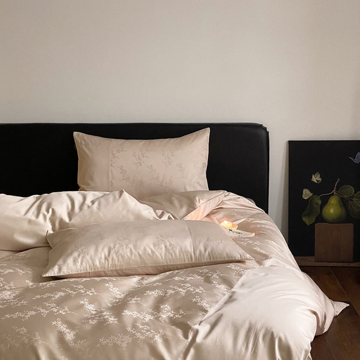 Silky Floral Bedding Set / Snow White