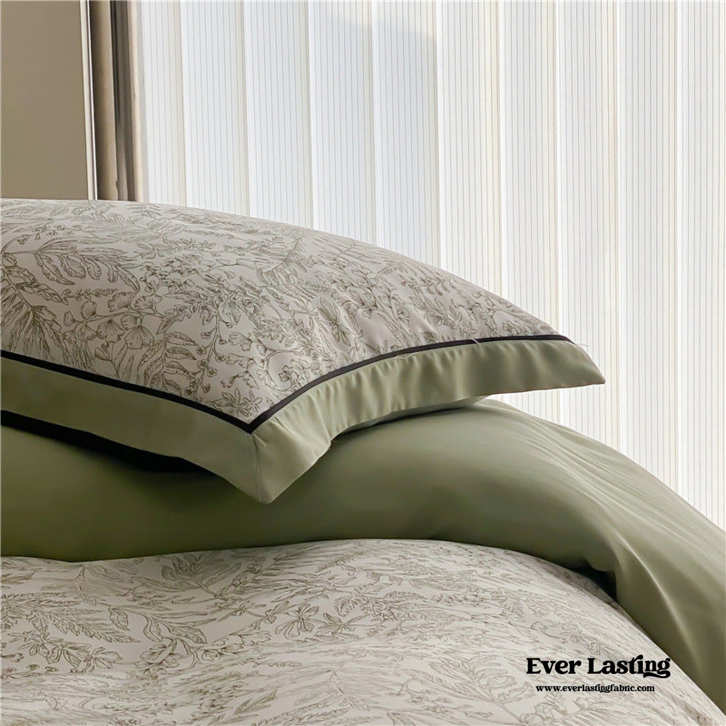 Silky Floral Tencel Bedding Set / Green