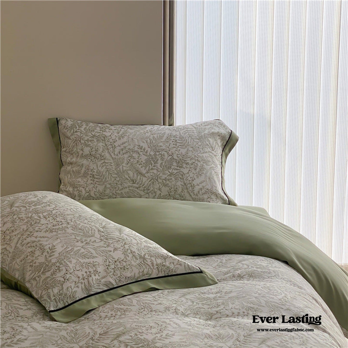 Silky Floral Tencel Bedding Set / Green